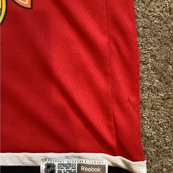 Rebok Chicago Blackhawks Toews Jersey Used - Picture 12 of 14